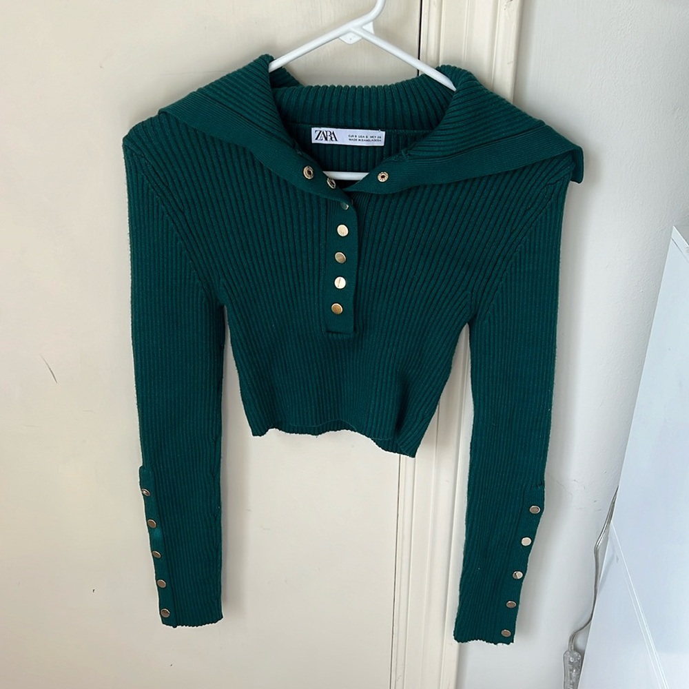 Zara green sweater cropped top